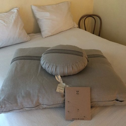 home-of-wool-meditation-cushions-feedback-luckigirl
