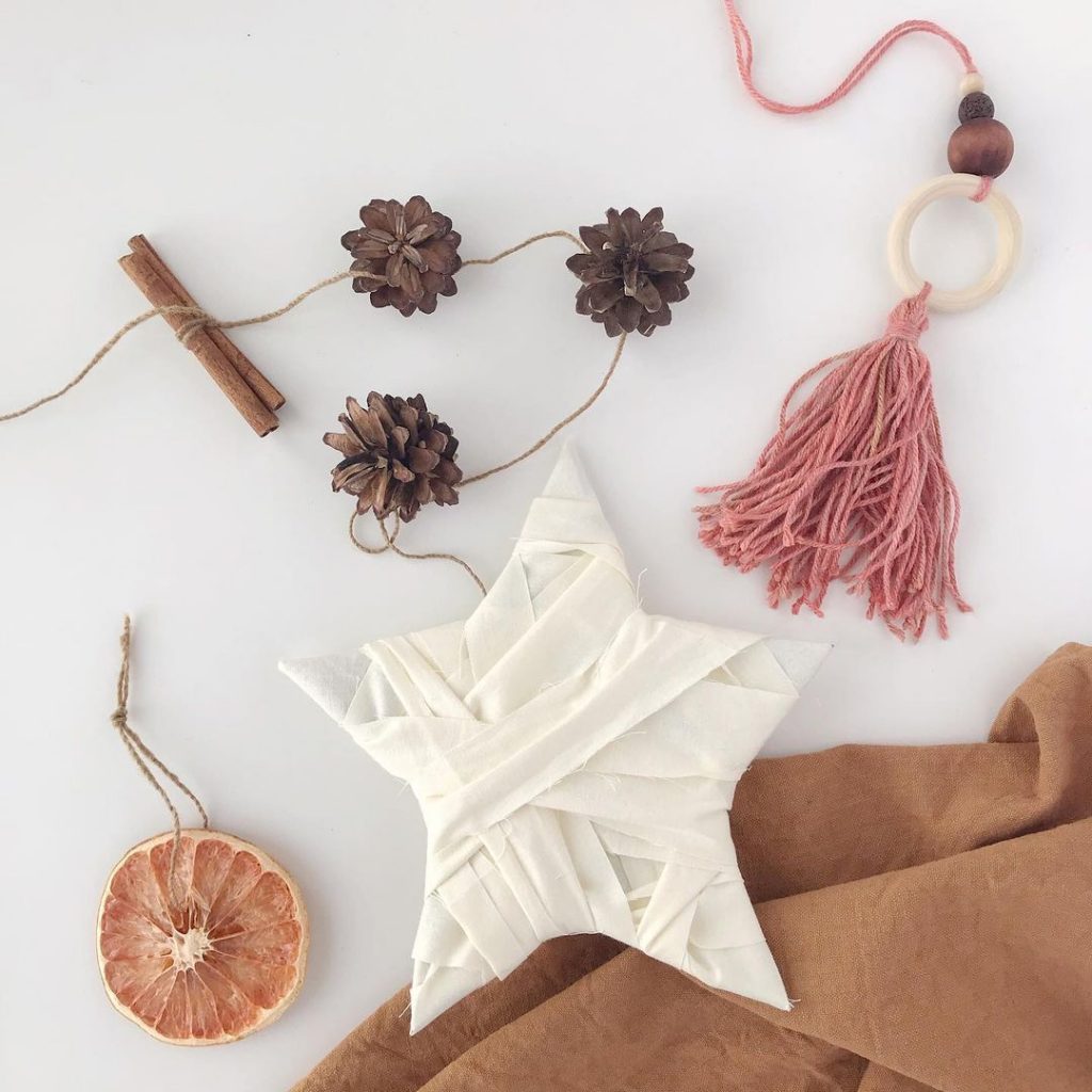 Holidays Go Zero Waste - handmade Christmas tree decoration - star and pinecones