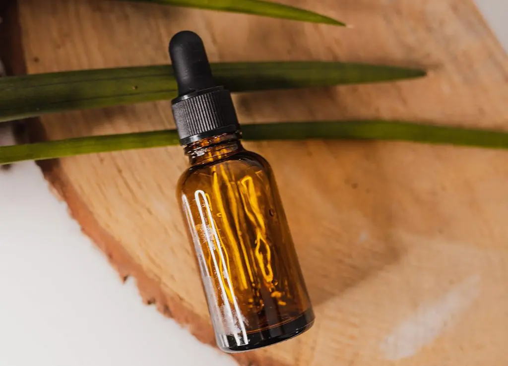 Helt naturliga sätt att förhindra mögel och döda mögel hemma - tea tree oil