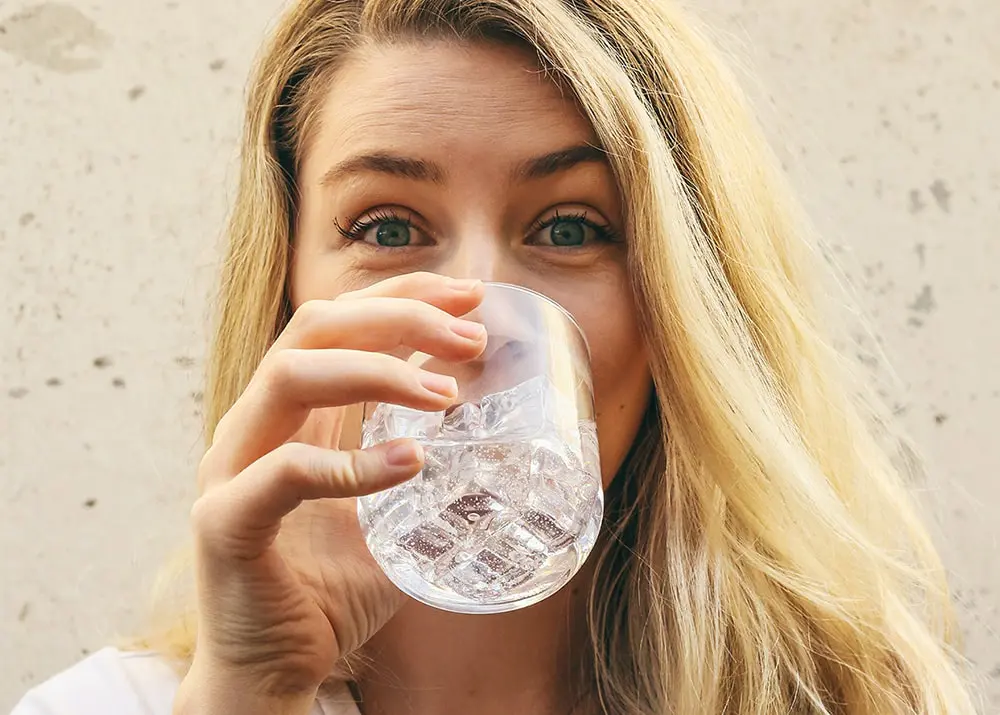5 tips för att bekämpa kronisk trötthet - vatten