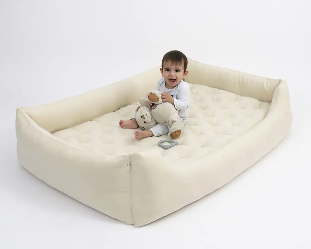 Montessori-Bett aus Wolle: Ein kuscheliger Ort für sicheren und erholsamen Schlaf