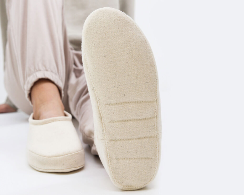 wool ankle slippers sole