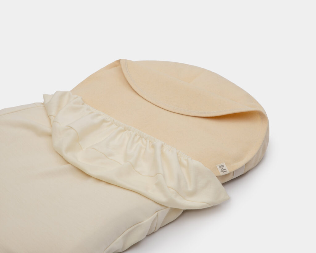 Matelas pour berceau Halo avec protège-matelas en laine et drap-housse en soie