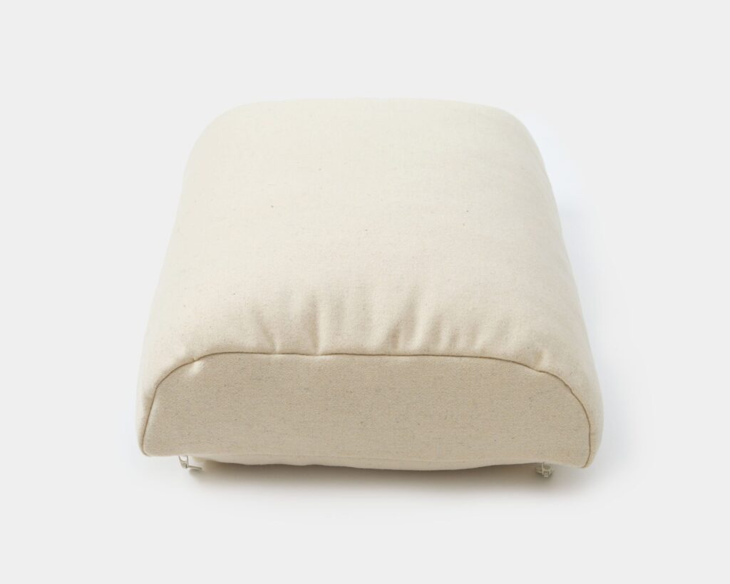 almohada de lana con lados planos