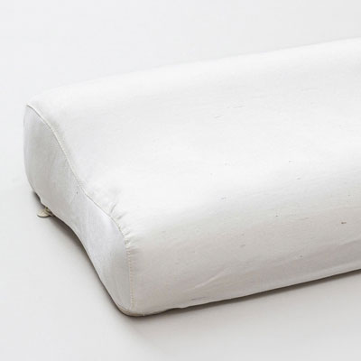 ergonominen tyyny silkkinen tyynyliina