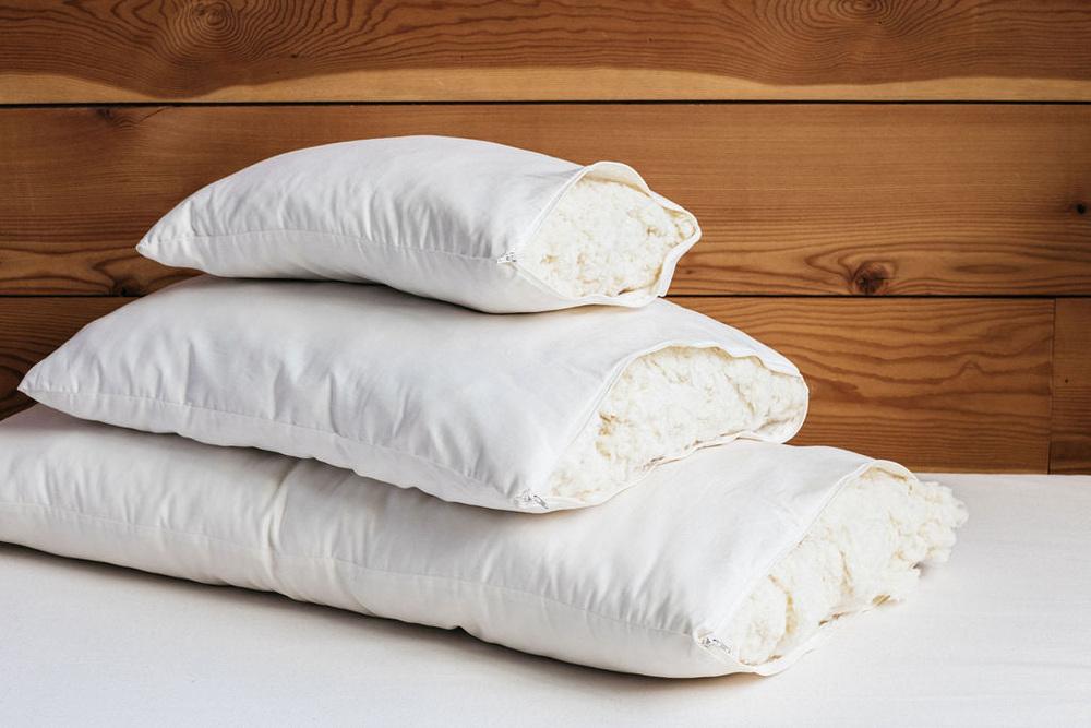 Възглавница Organic Wooly Down на Holy Lamb Organics.
